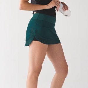 Lulu lemon skirt